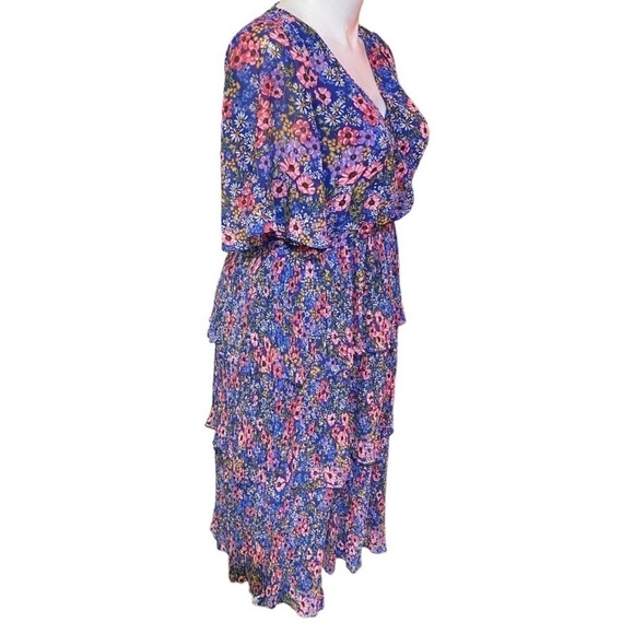 ASOS DESIGN wrap front tiered pleated midi dress in navy flirty floral Size 14 - Picture 7 of 11